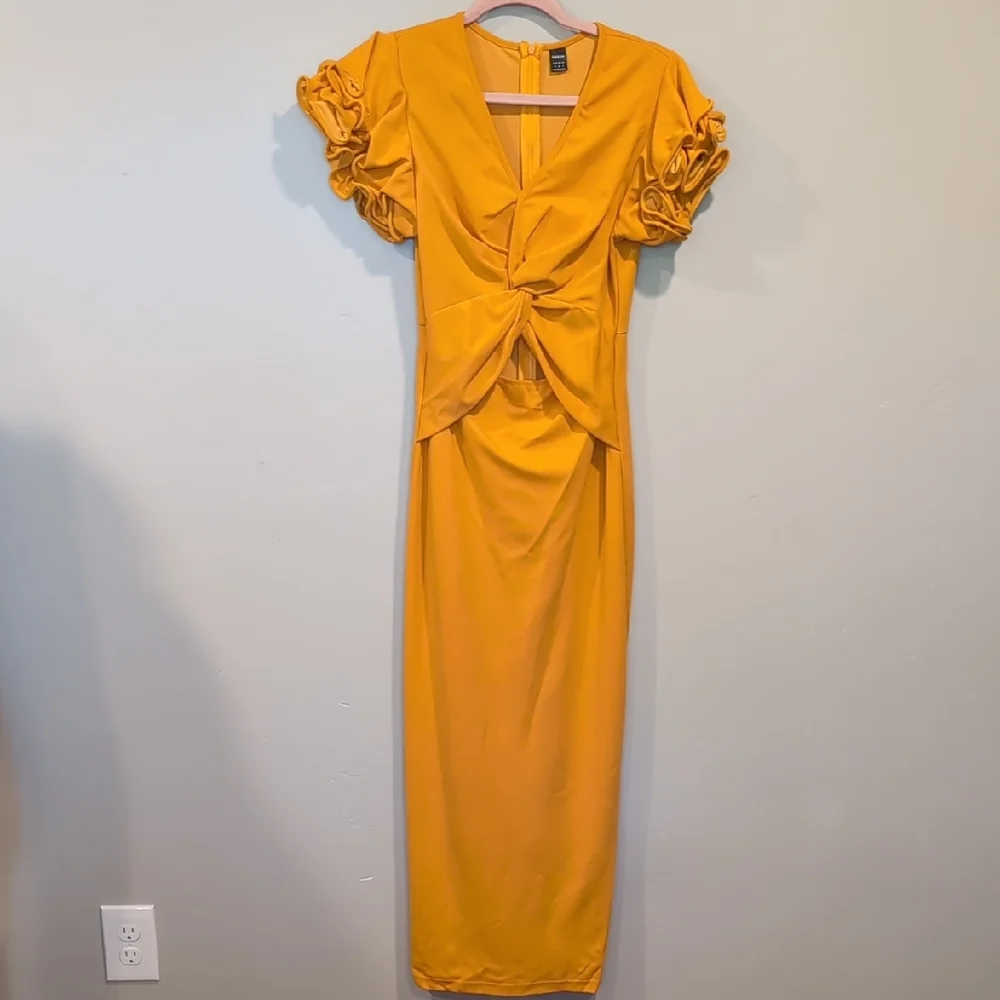 SHEIN Golden Yellow Volume Sleeve V Neck Cut Out Front Slit Back Midi Dress S